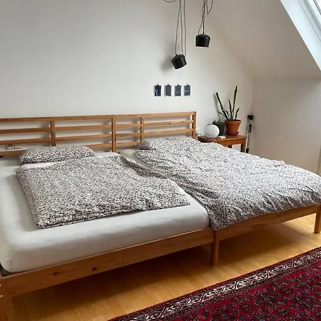 Mobliertes Reihenhaus Mit Garten - Mindestens 4 Wochen Oder Langer Buchbar * Bergisch Gladbach